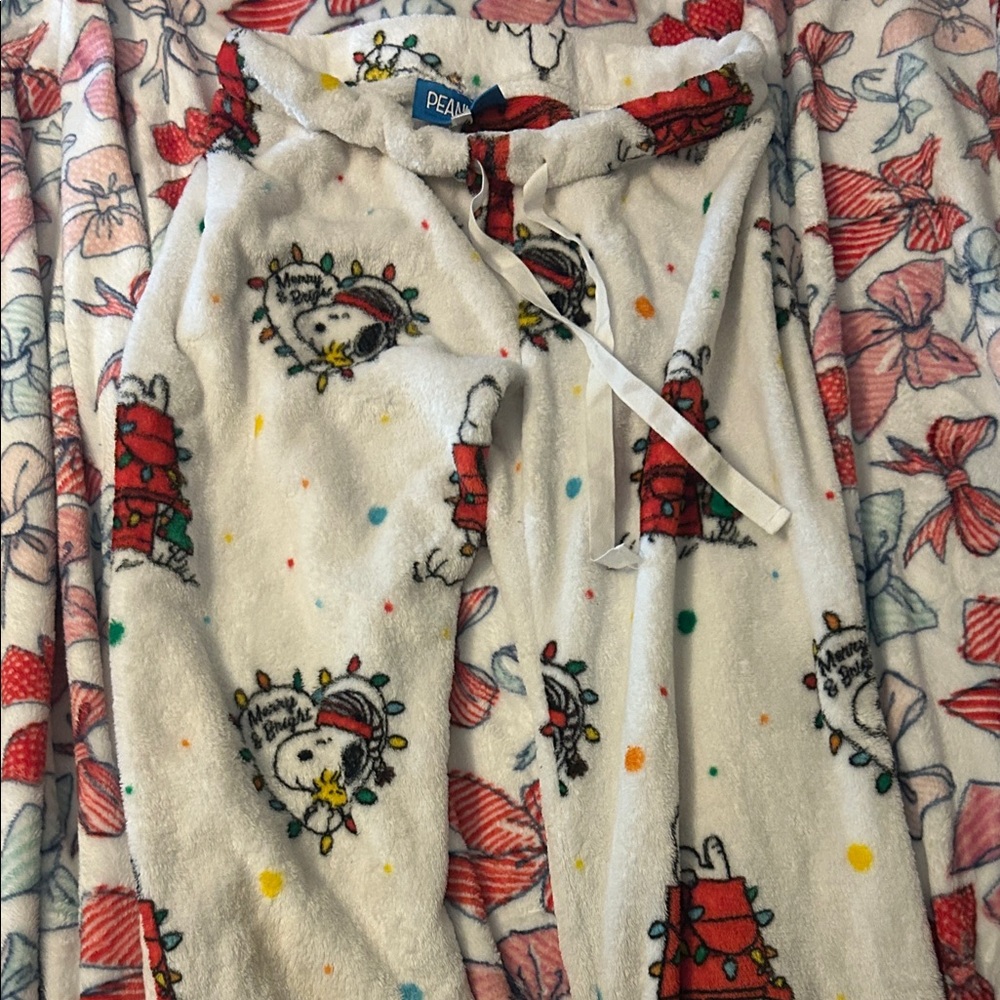 Peanuts Christmas Pajama Bottoms - White with Red and Black Snoopy Print